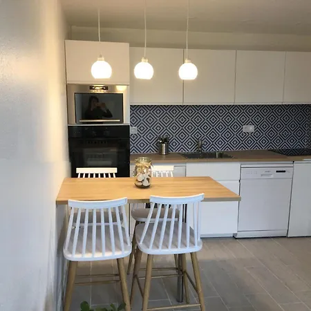 Rez De Jardin En Acces Direct *